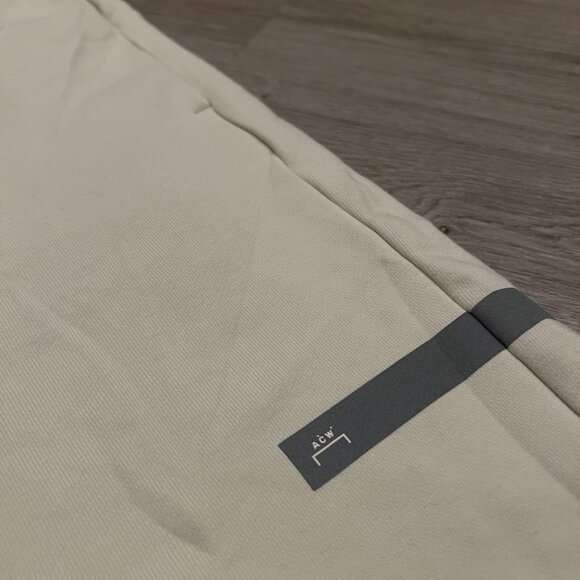 Converse x A-COLD-WALL* Shorts - Picture 2 of 4